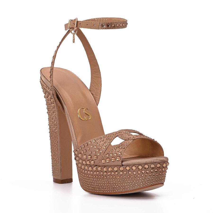 SANDALIA CON PLATAFORMA Y CRISTALES