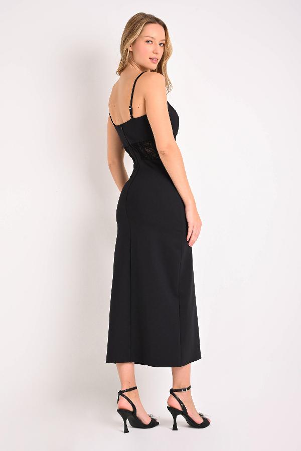 VESTIDO CON ENCAJE Y ABERTURA