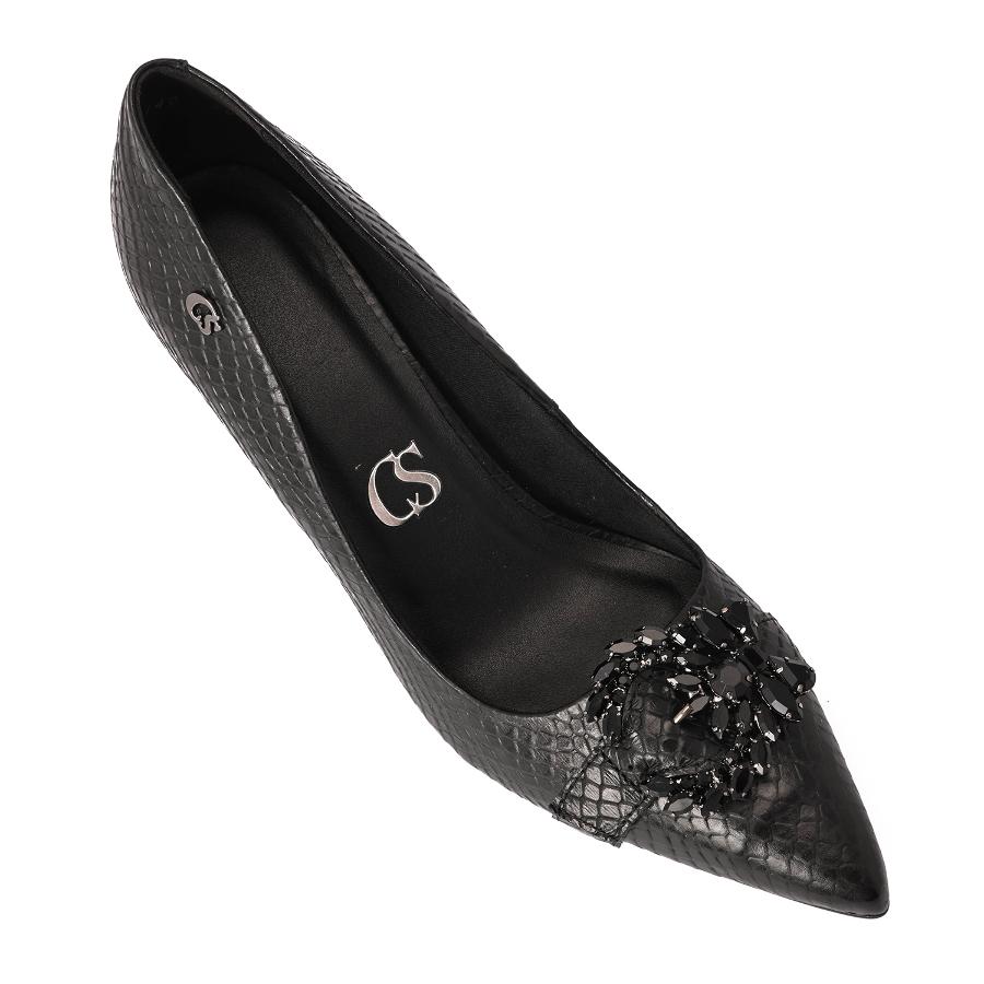 STILETTO NEGRO CON TEXTURA Y ACCESORIO