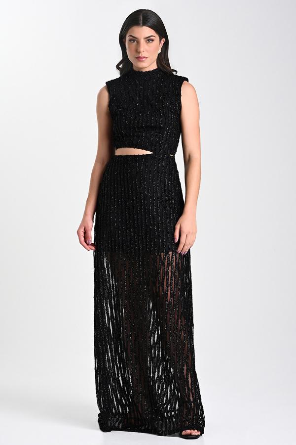 VESTIDO CON ABERTURA Y TRANSPARENCIA