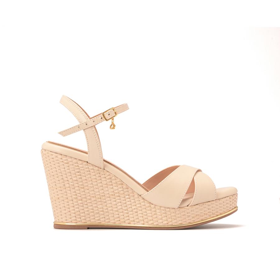 SANDALIA BEIGE CON TERRAPLEN