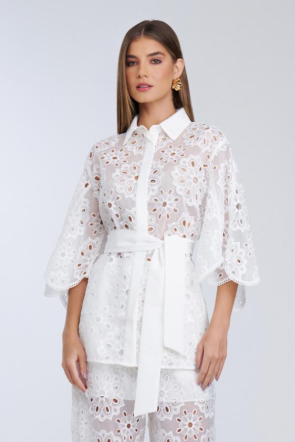 CAMISA CON BORDADO CS