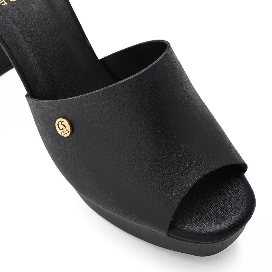 SANDALIA CON PLATAFORMA Y TIRA REMOVIBLE