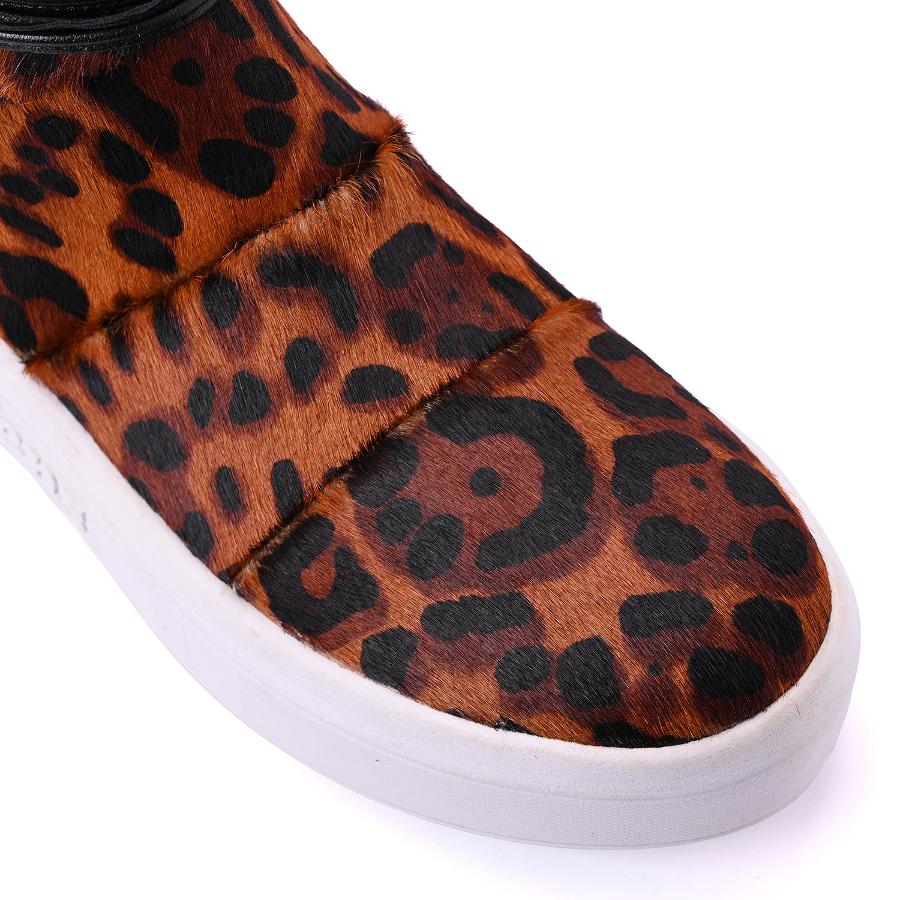 ZAPATILLA ANIMAL PRINT CAÑA ALTA
