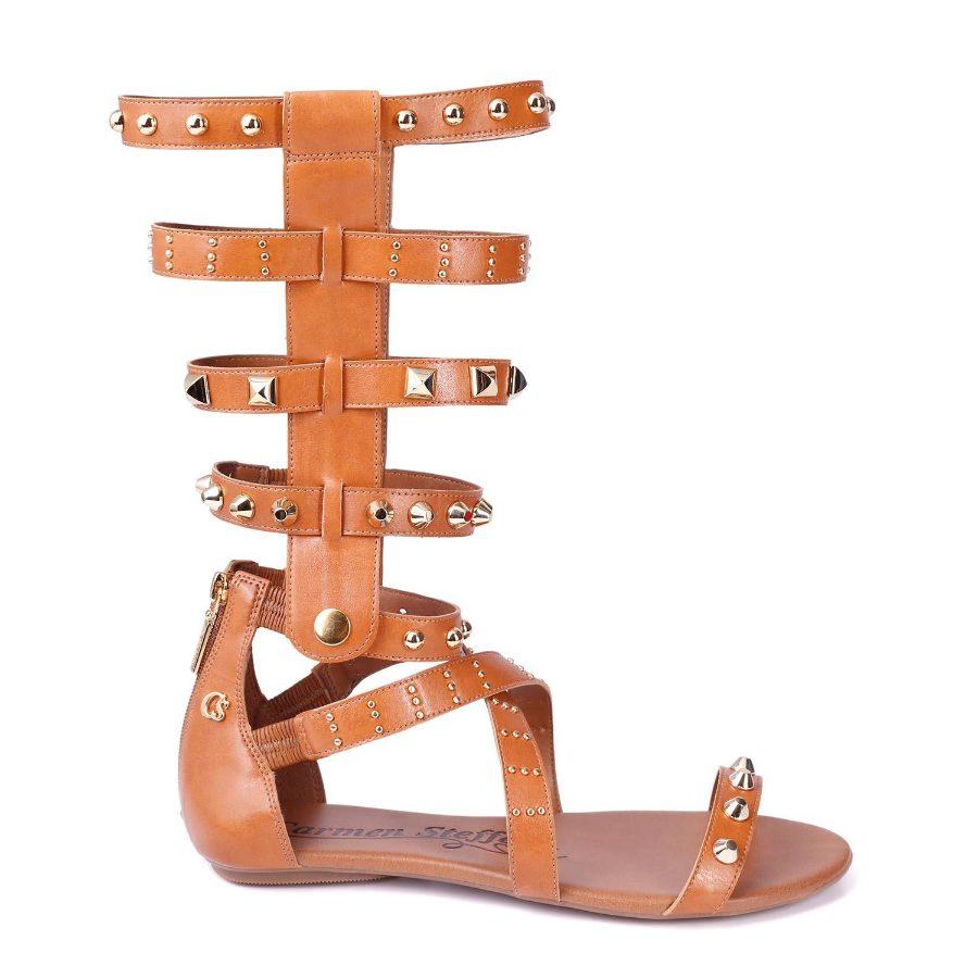 SANDALIA CARAMELO CON APLICACIONES