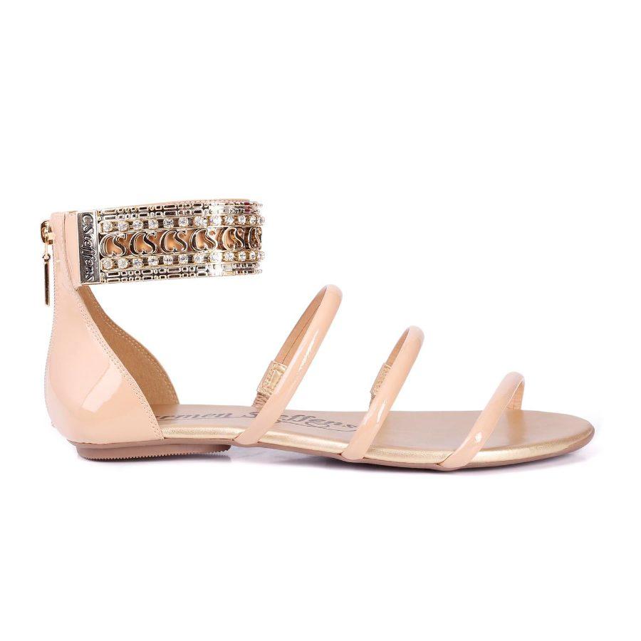 SANDALIA BEIGE CON TOBILLERA Y APLICACIONES