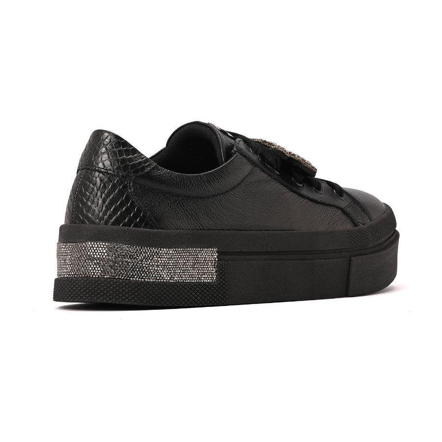 ZAPATILLA CON BRILLO Y ACCESORIO