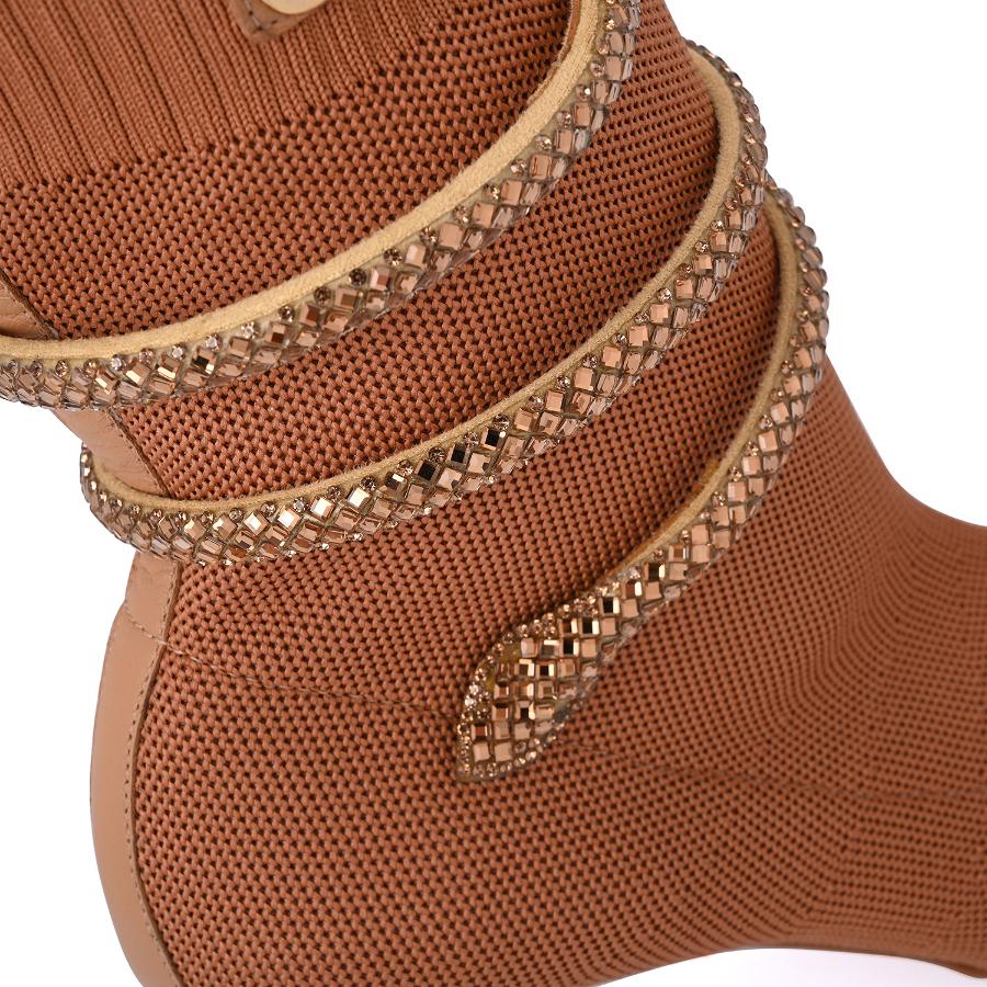 BOTA NUDE  CON PULSERA DE SERPIENTE