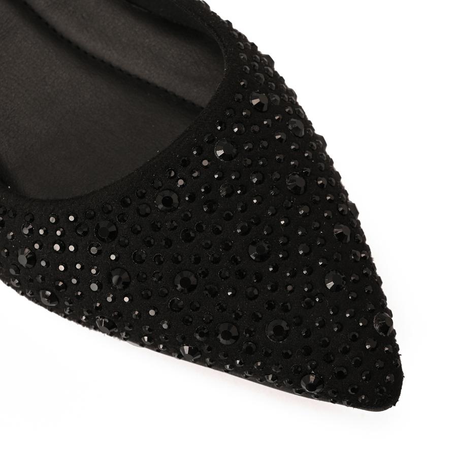 BALLERINA NEGRA CON TACHAS