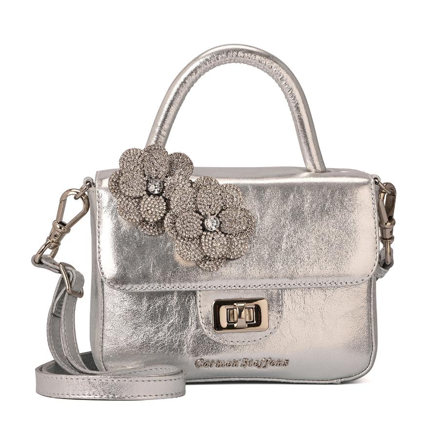 CARTERA PLATEADA CON ACCESORIO