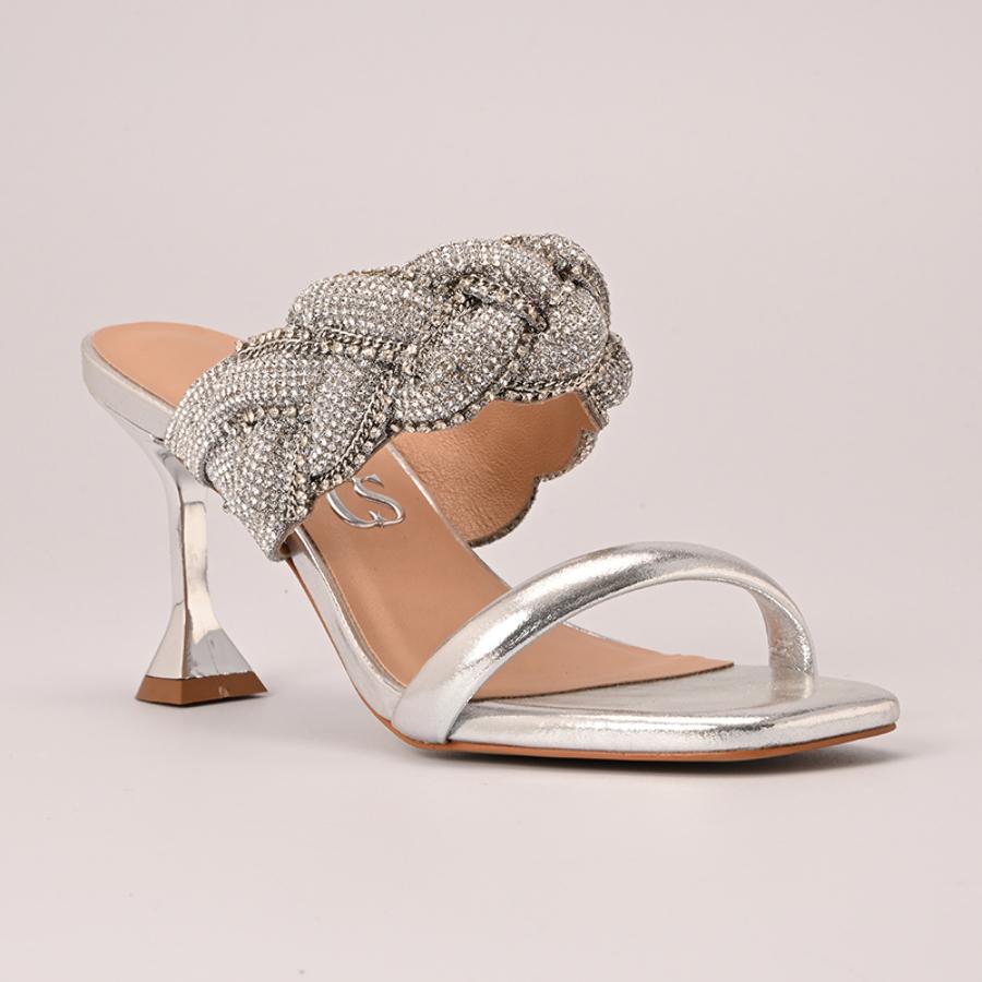 SANDALIA PLATEADA CON CRISTALES