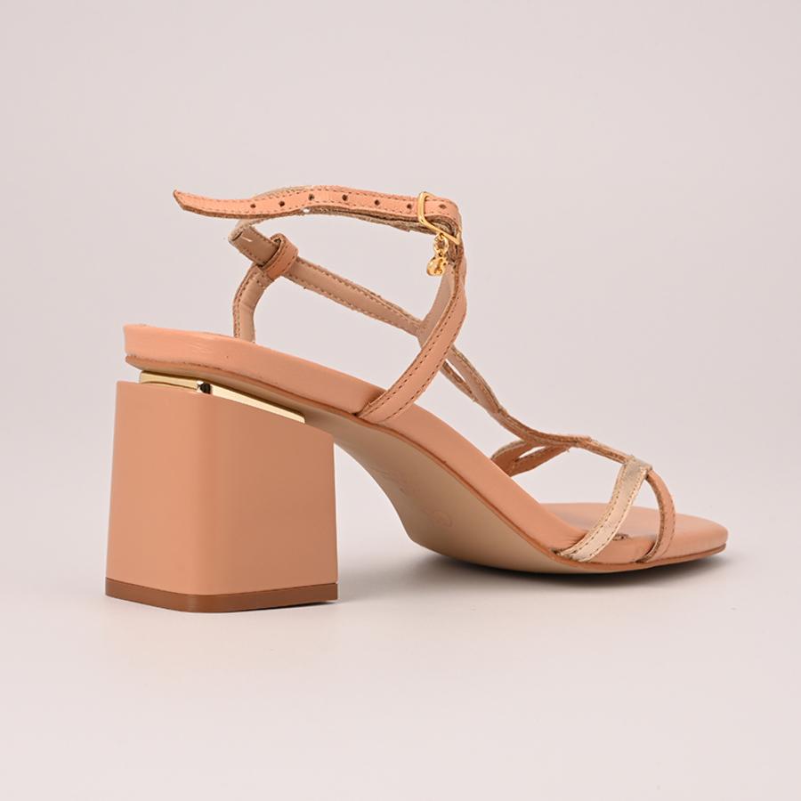 SANDALIA NUDE CON DORADO CS