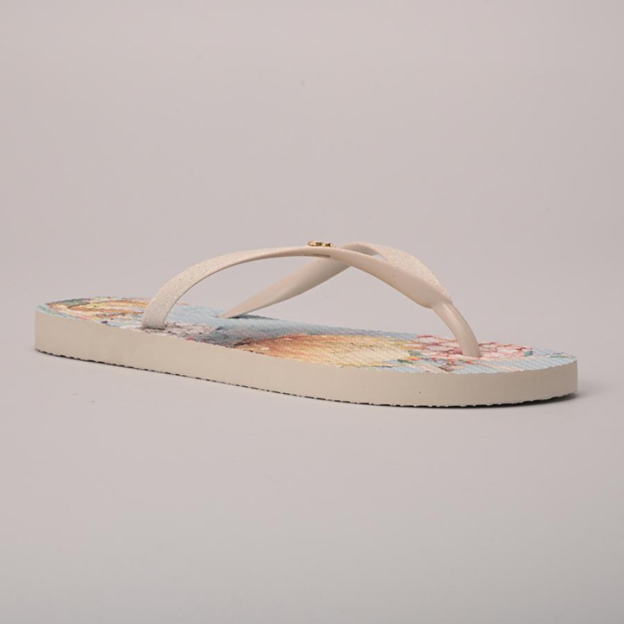 CHALA CON ESTAMPADO DE FLORES