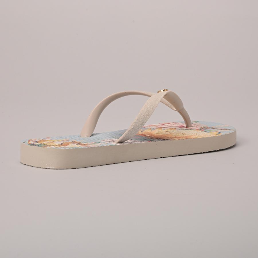 CHALA CON ESTAMPADO DE FLORES