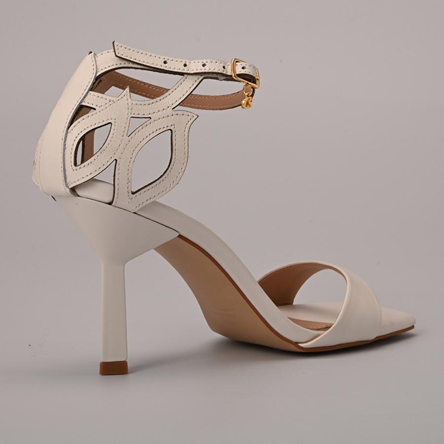 SANDALIA BLANCA CON DISEÑO