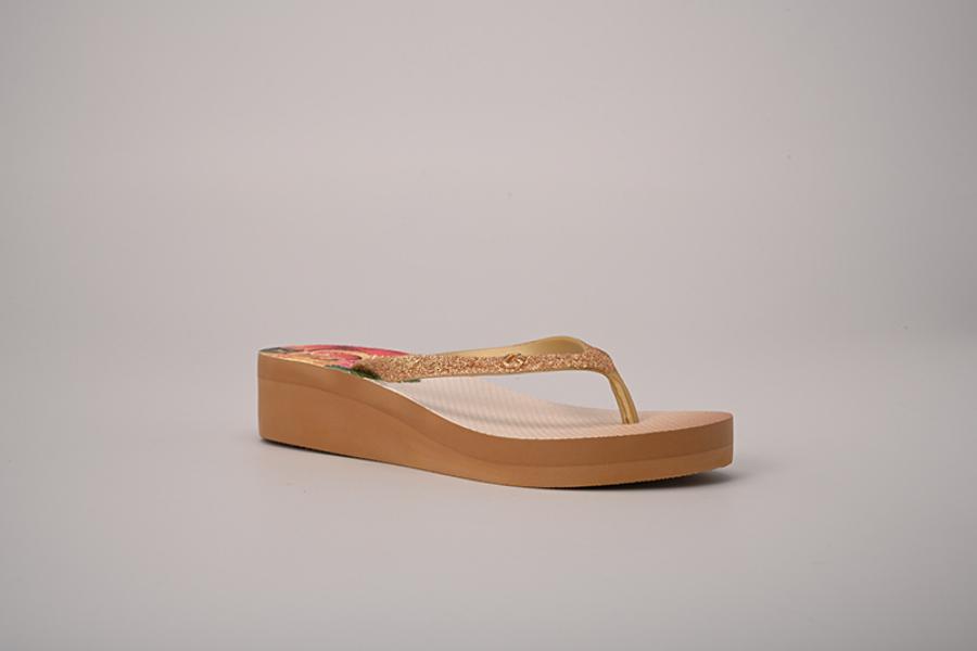 SANDALIA ANABELA DORADA