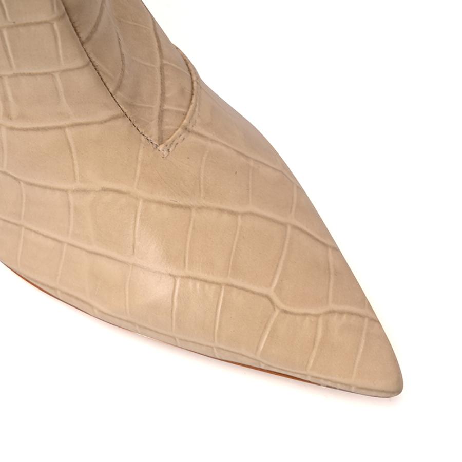 BOTA OFF WHITE TEXTURIZADA CON PULSERA