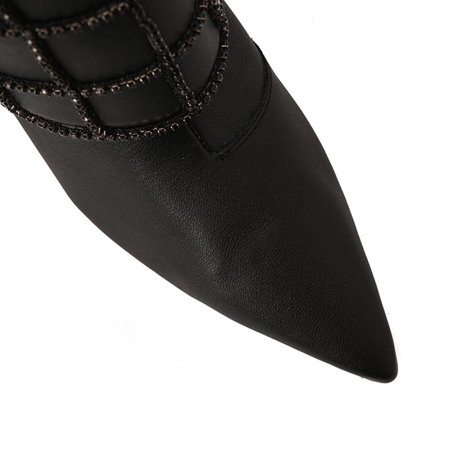 BOTA CON ACCESORIO EXTRAÍBLE