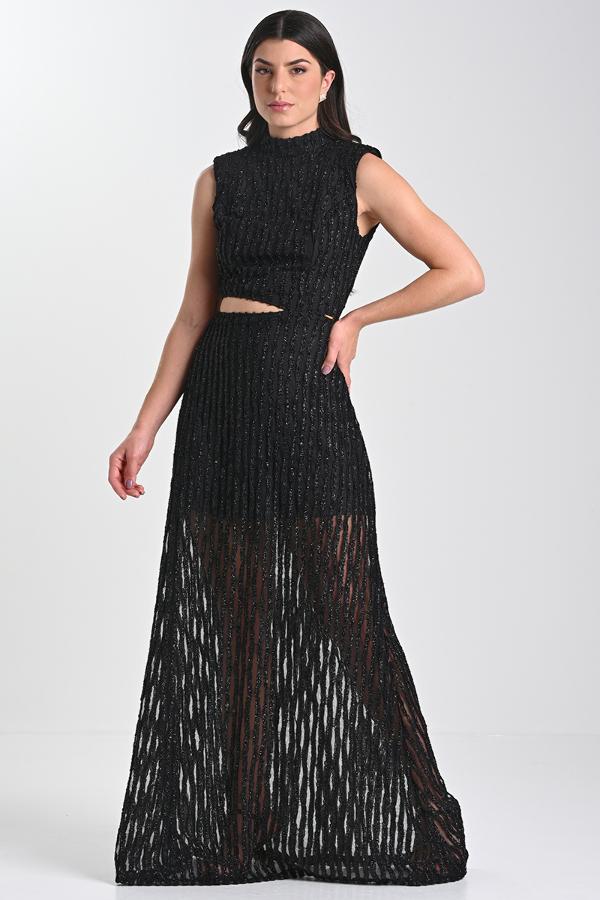 VESTIDO CON ABERTURA Y TRANSPARENCIA