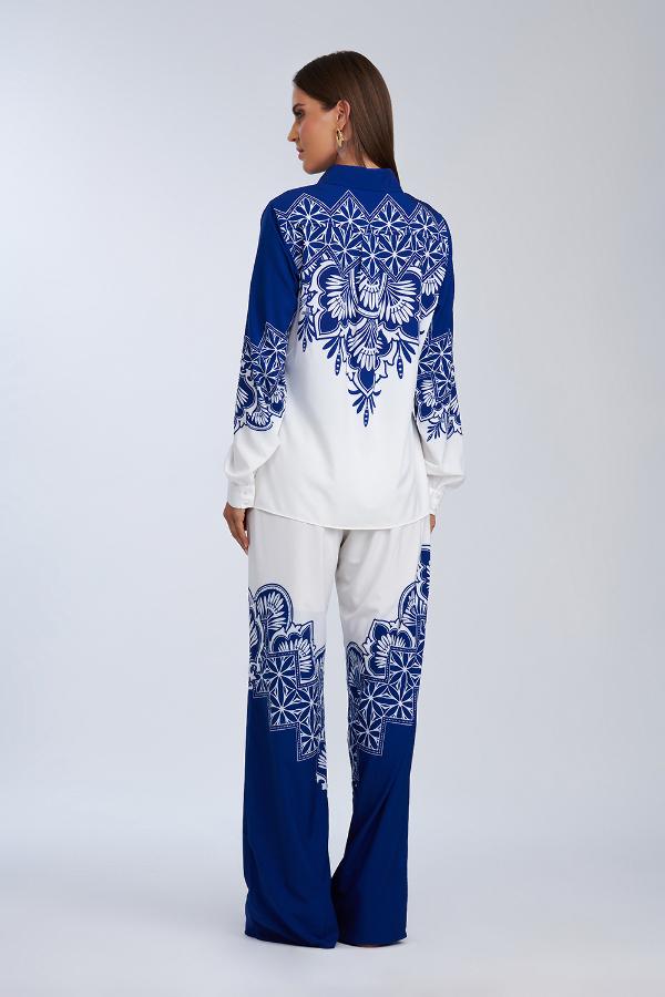 PANTALON CON ESTAMPADO