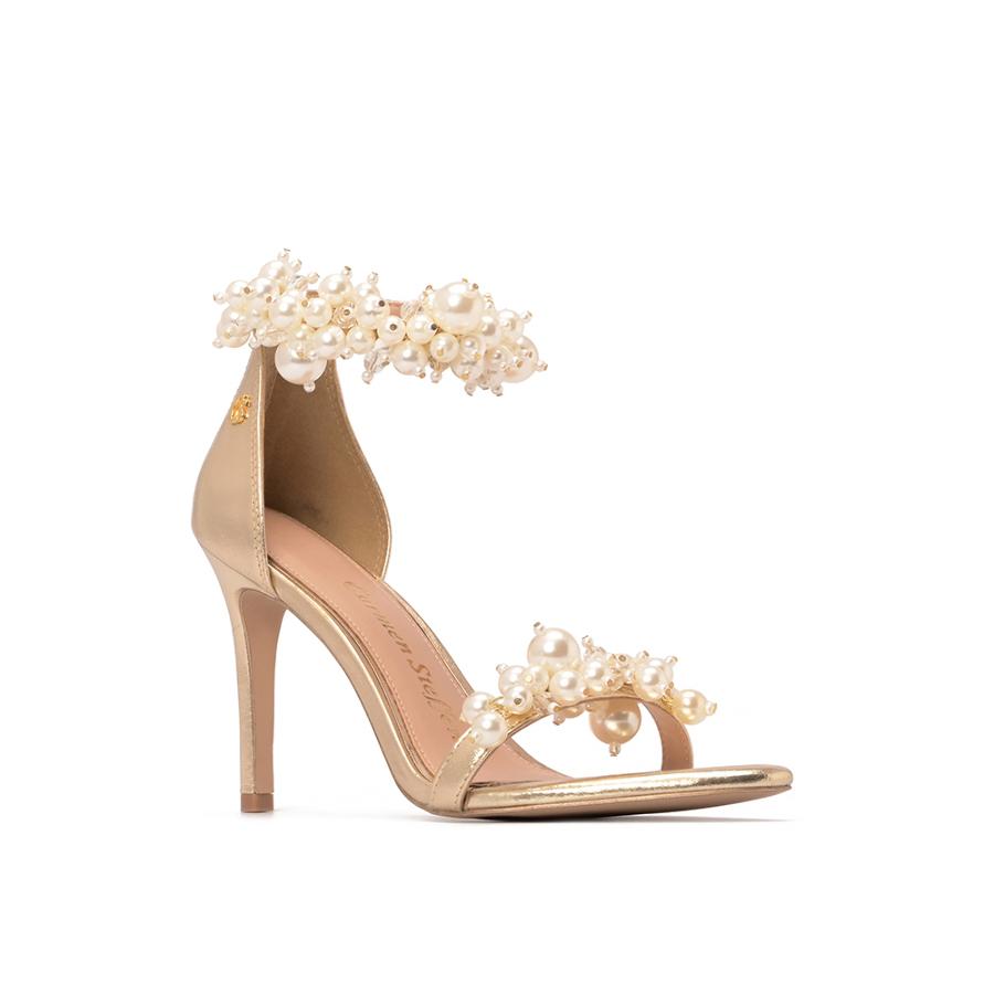 SANDALIA DORADA CON PERLAS CS