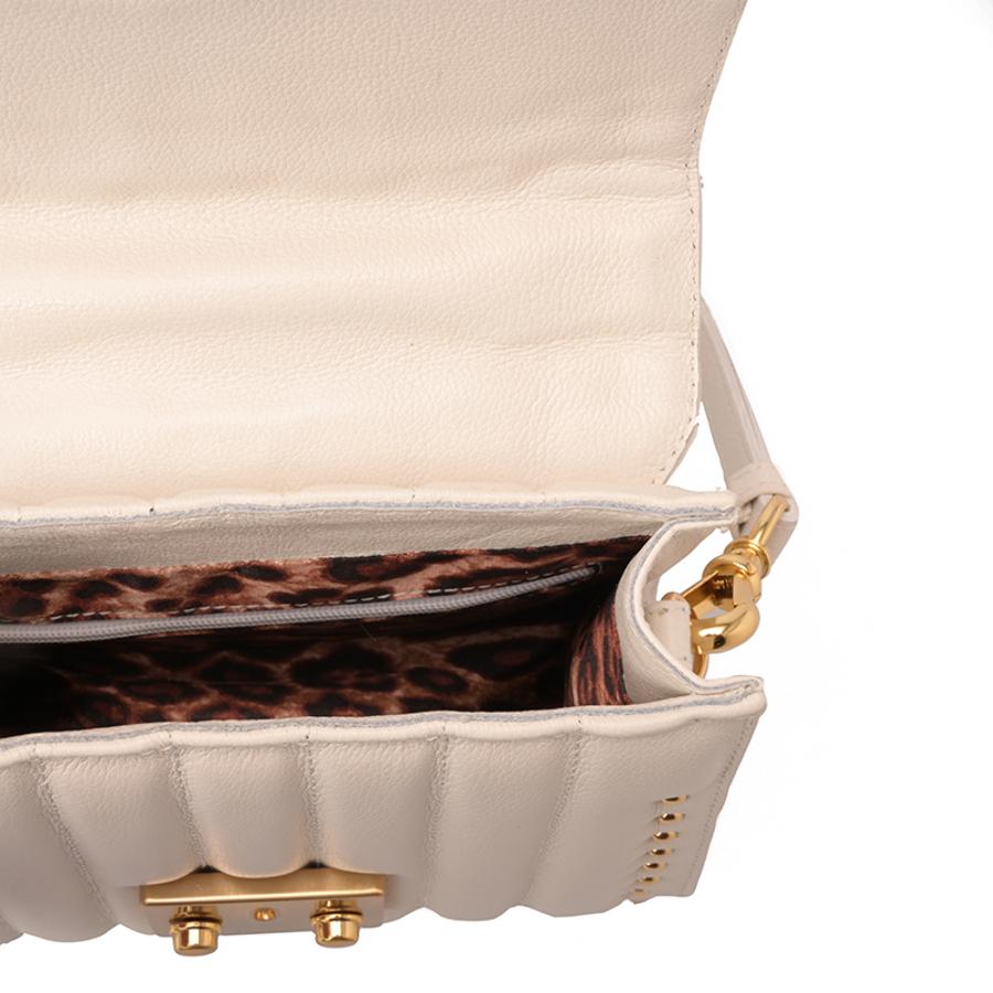 CARTERA BLANCO CON TACHAS CS